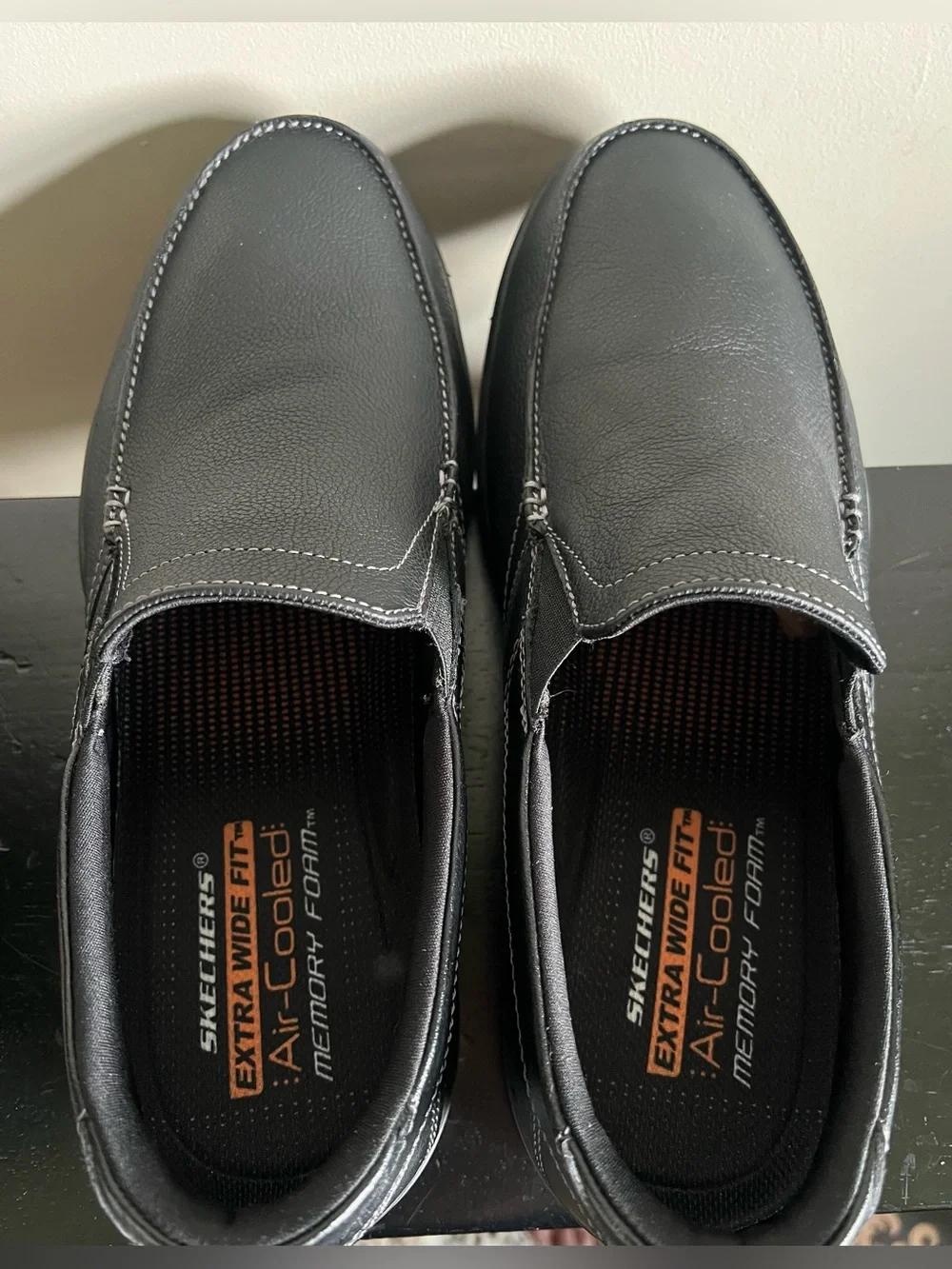 Skechers Harper Forde Black Extra Wide Fit Men's Slip On Shoes Loafers Size 11.5